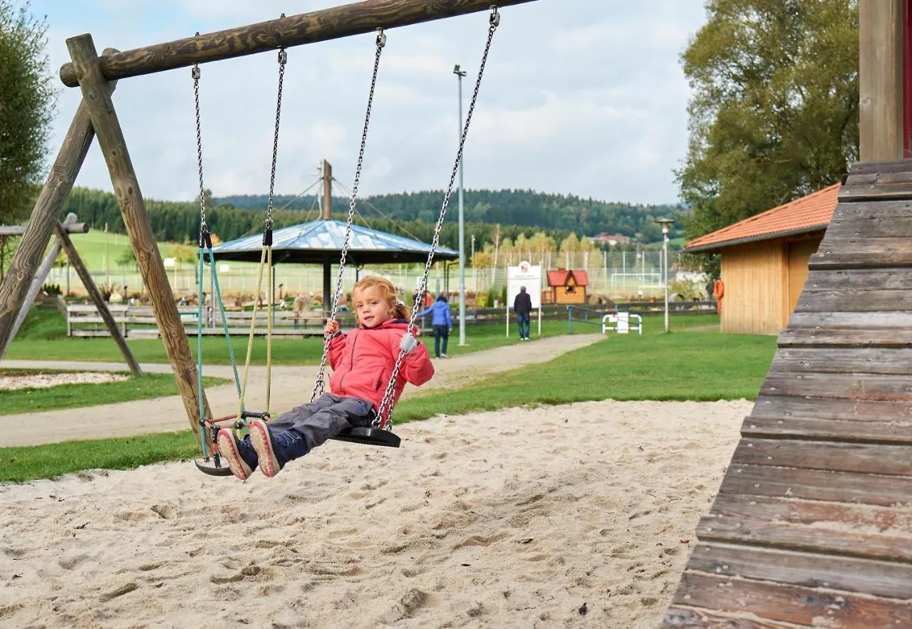 Wander Und Aktiv Hotel Roesslwirt Lam 3*,  Alemania