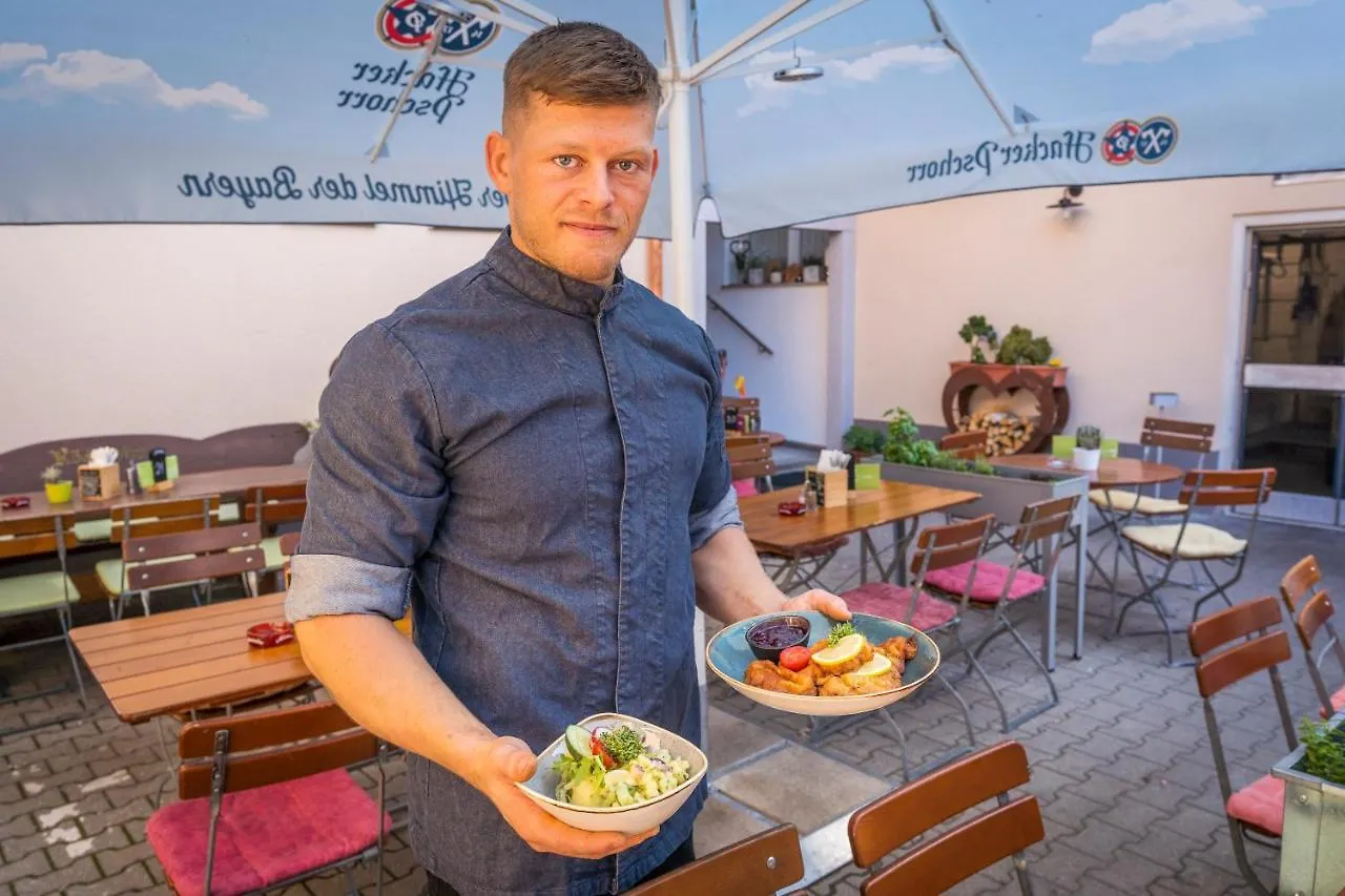 Wander Und Aktiv Hotel Roesslwirt Lam