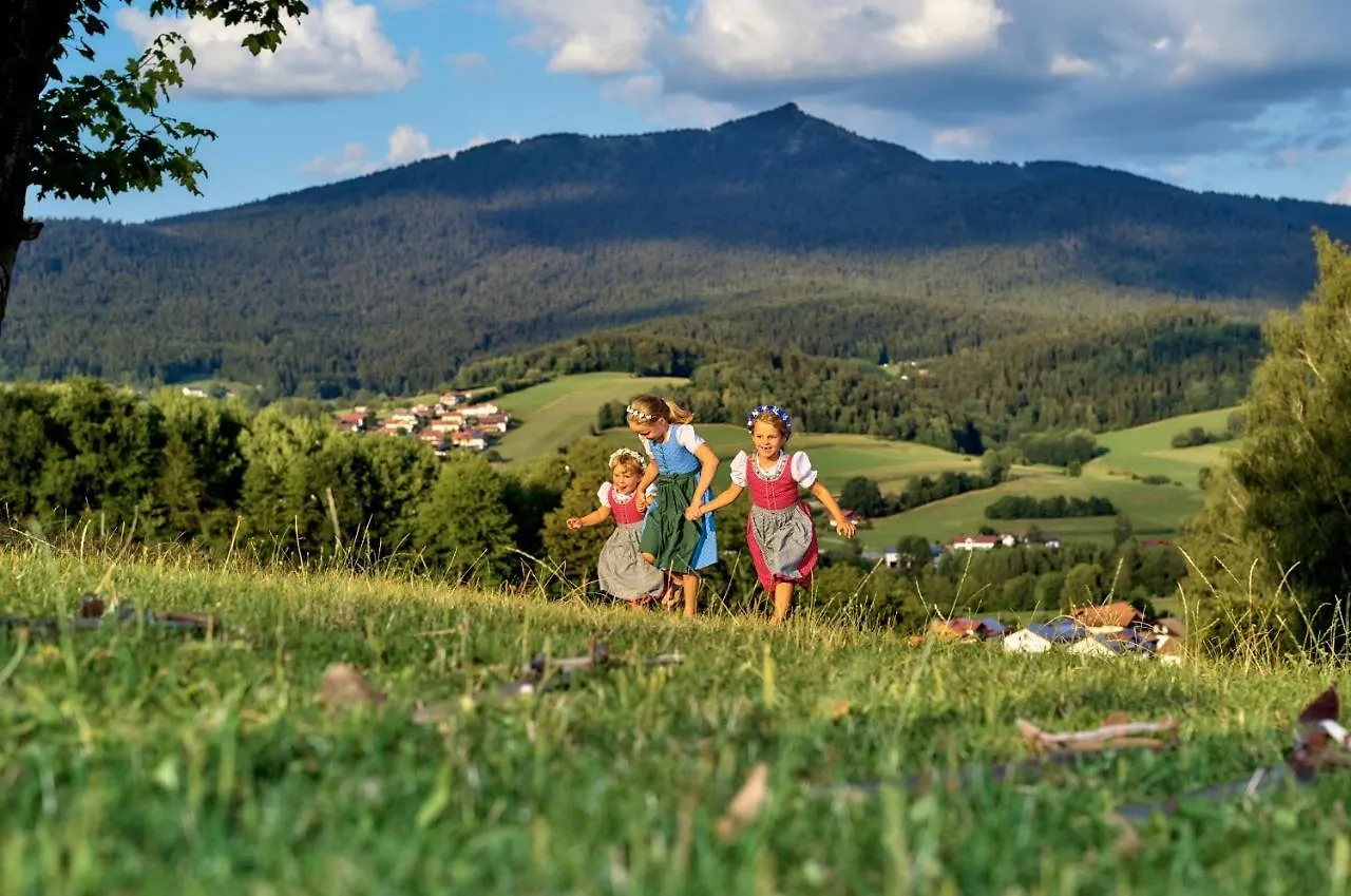Wander Und Aktiv Hotel Roesslwirt